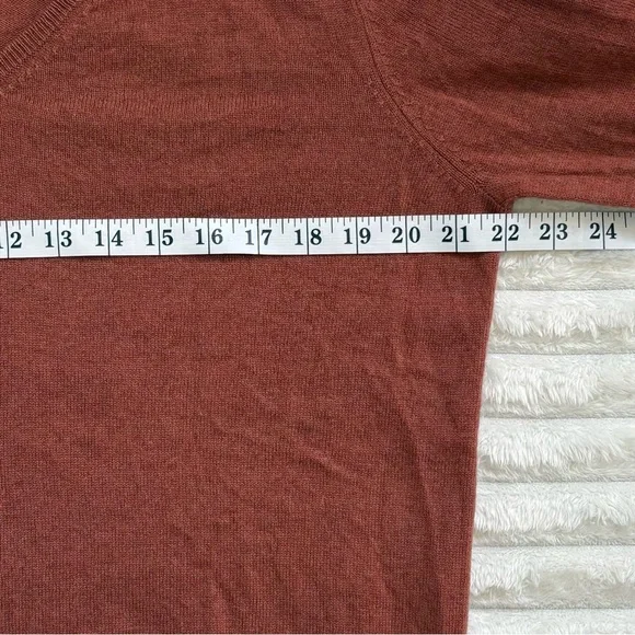 WoolOvers V Neck Long Sleeve Sweater Merino Wool and Cashmere Blend Size Large - Picture 6 of 8